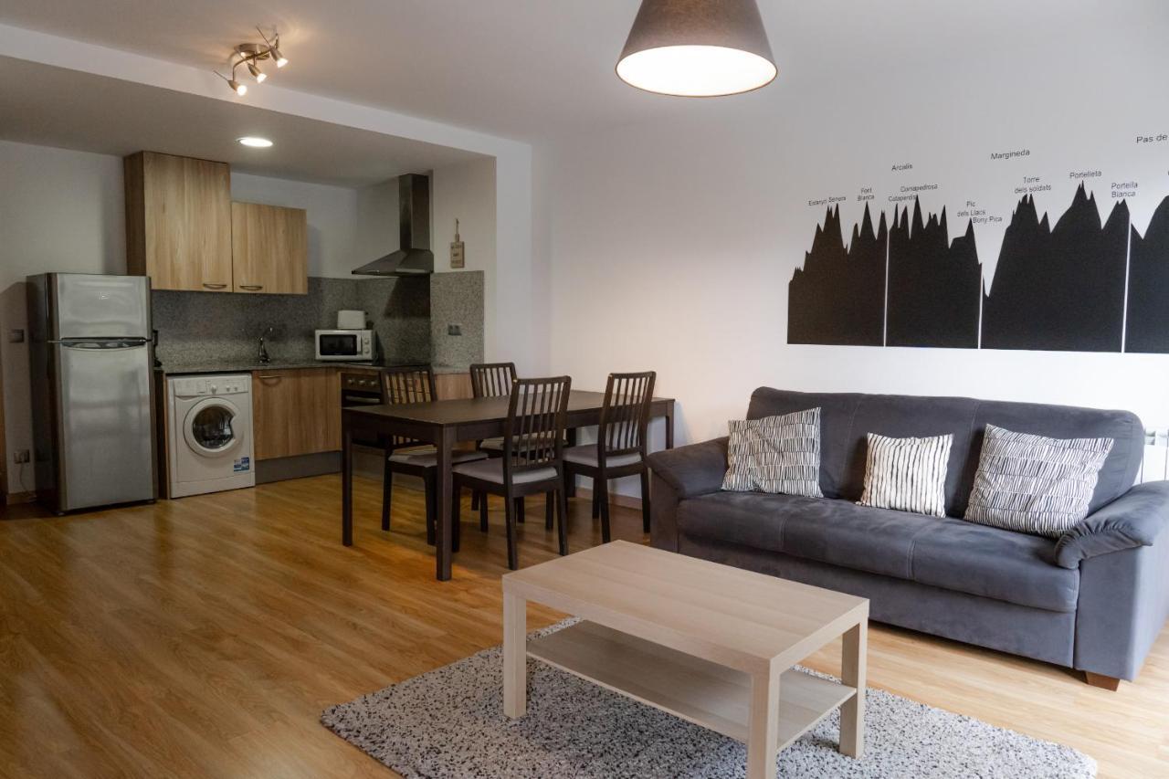 Apartamento Moderno El Bosque En Аринсал Экстерьер фото
